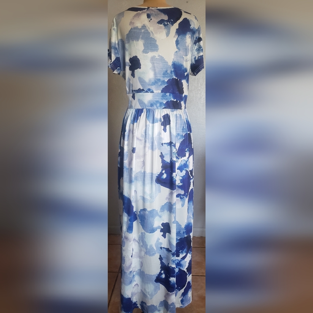 Ouges Short Sleeves V-Neck Blue/White Floral Maxi… - image 2
